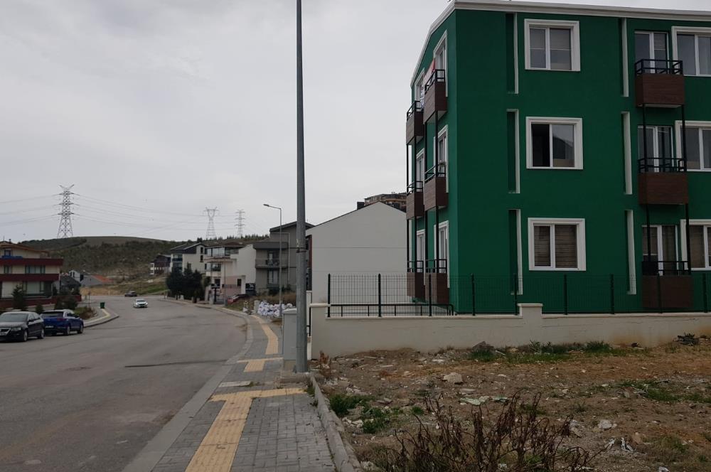 YAŞAMKENT'TE CADDE CEPHELİ FULL YAPILI EŞYALI SATILIK 1+1 DAİRE