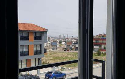 YAŞAMKENT'TE CADDE CEPHELİ FULL YAPILI EŞYALI SATILIK 1+1 DAİRE