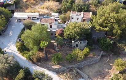 Bodrum Göltürkbükü 1.052 m² Arsa içinde Satılık Taş Villa