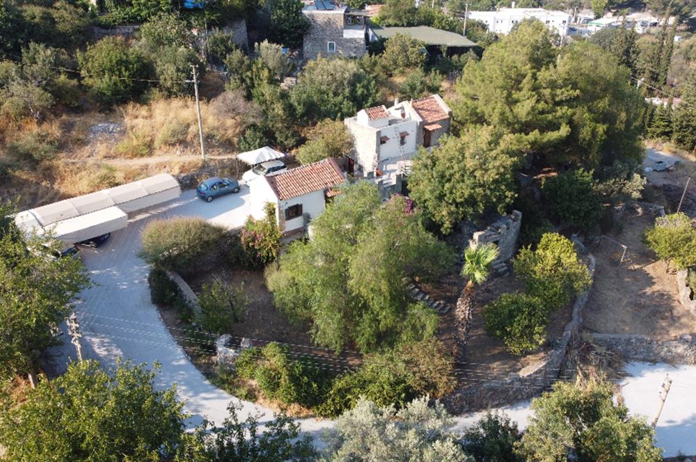 Bodrum Göltürkbükü 1.052 m² Arsa içinde Satılık Taş Villa