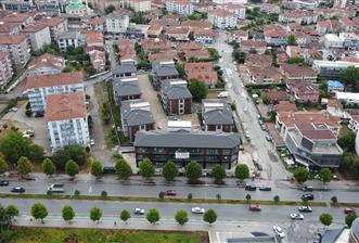 ELBİRLİK İŞ VE YAŞAM MERKEZİNDE 2. CADDE CEPHELİ SATILIK DÜKKAN