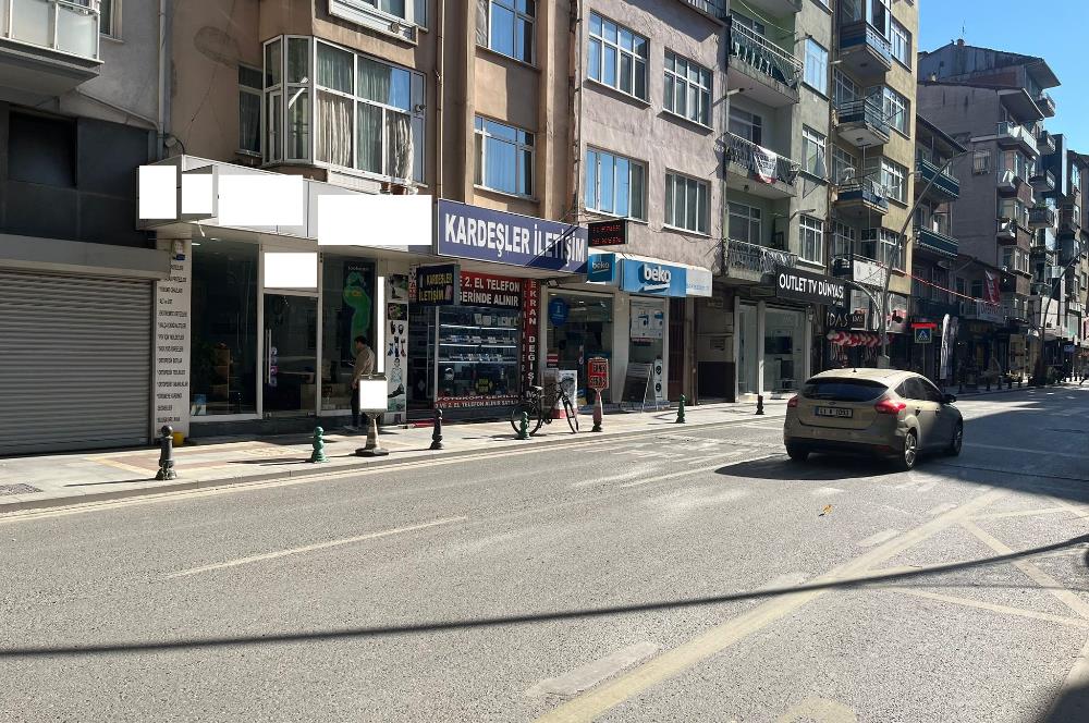 Kocaeli İzmit İnönü Caddesi üzeri Satılık Mağaza