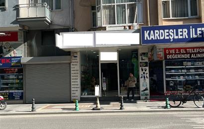 Kocaeli İzmit İnönü Caddesi üzeri Satılık Mağaza