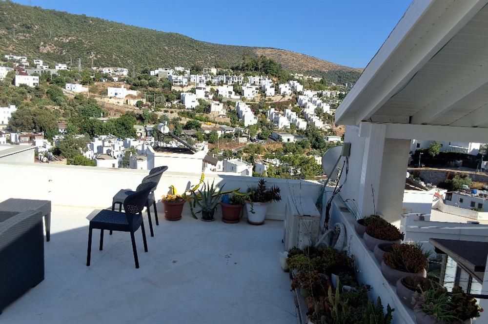 Bodrum Yokuşbaşı deniz ve kale manzaralı Satılık 2+1  Daire