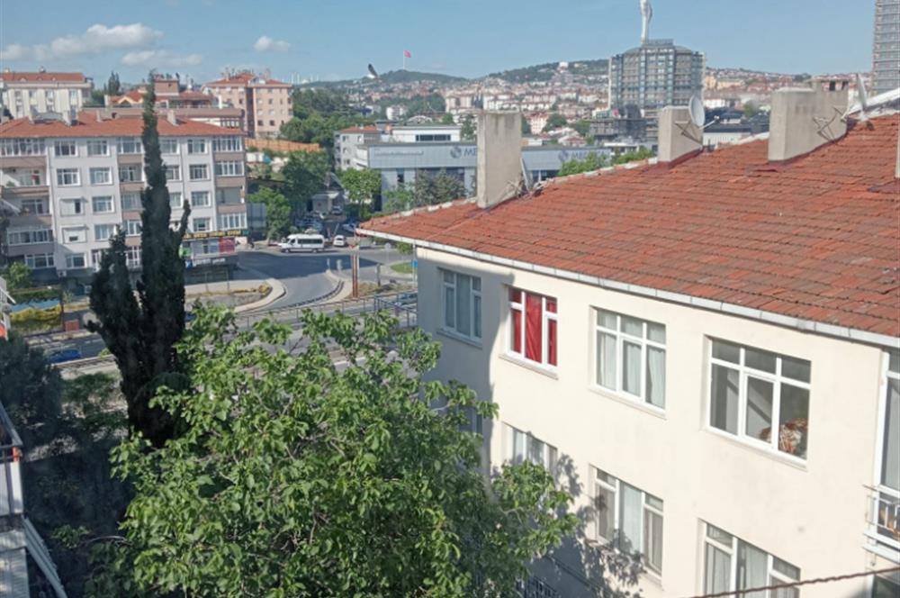 KOŞUYOLU'NDA YATIRIMLIK İÇİ YENİLENMİŞ 3+1 ARAKAT SATILIK DAİRE