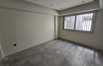 SALTAK CADDESİNDE 3+1 İÇİ TAMAMEN YAPILI SATILIK OFİS