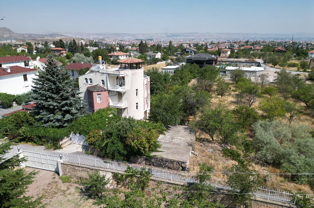 BECEN'DE KÖŞEBAŞI 1285 M² TEMİZ PARSEL CENTURY21 ZİRVE'DEN