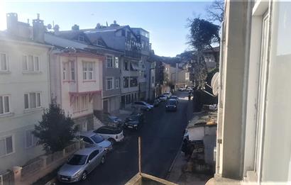 SARIYER'DE, BOĞAZ MANZARALI, 3 KATLI SATILIK KOMPLE BİNA