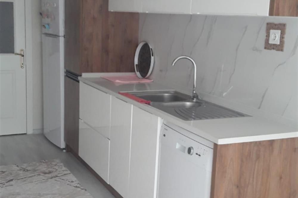 Bölge Hastanesi ve Okullar Bölgesinde Satılık 3+1 Bakımlı Daire