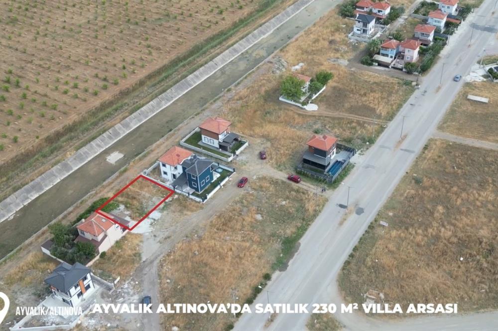 Ayvalık Altınova'da Satılık, Denize 500 mt Mesafede Villa Arsası