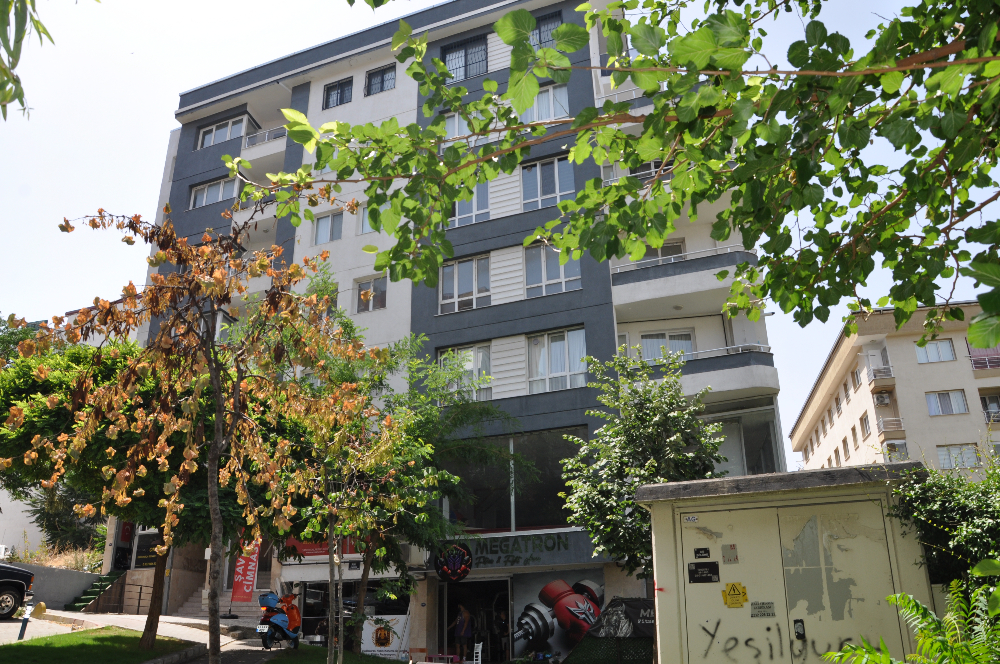 İzmir Yeşilyurt Ordu Caddesi Yanında Satılık 3+1 Yeni Daire