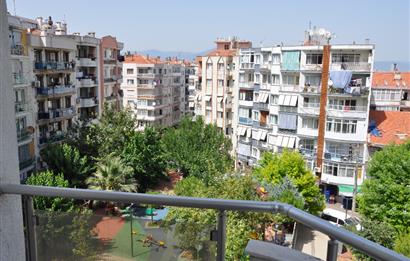 İzmir Yeşilyurt Ordu Caddesi Yanında Satılık 3+1 Natamam Daire