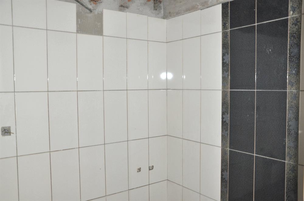 İzmir Yeşilyurt Ordu Caddesi Yanında Satılık 3+1 Natamam Daire