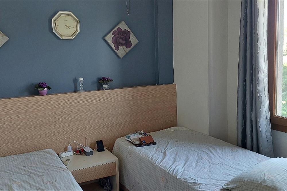 Bitez-Asarlık deniz manzaralı,özel plajlı,24 saat güvenlikli sitede 4+1 kiralık daire