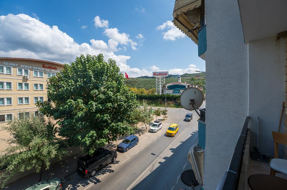 C21 Cius;Merkezi Konumda Güneş Sitesinde Satılık 3+1 Arakat