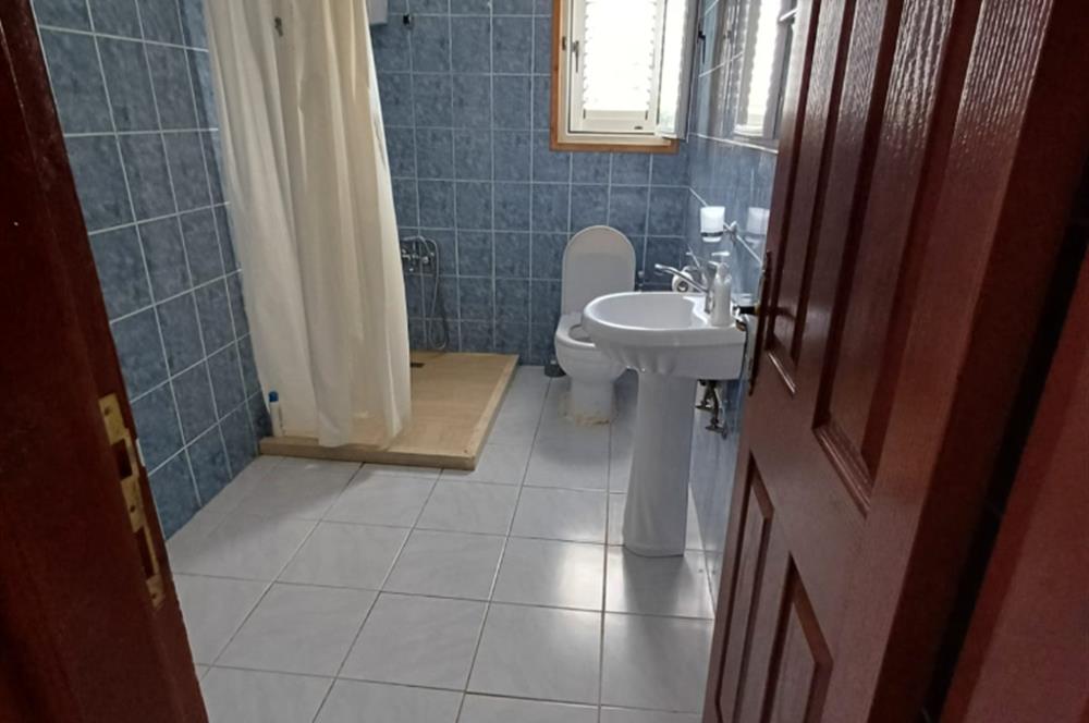 Güzelyurt Merkez Satılık Yer evi 3+1 (müstakil ev)