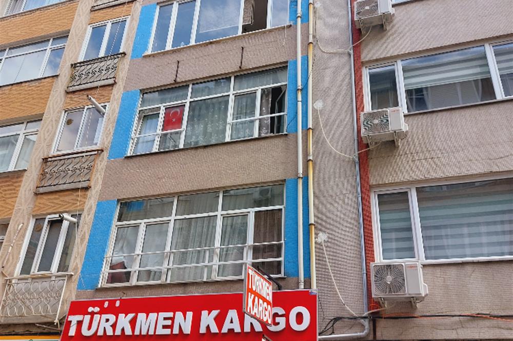 KADIKÖY MERKEZİ NOKTADA ARA KAT FIRSAT SATILIK DAİRE