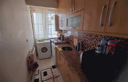 KADIKÖY MERKEZİ NOKTADA ARA KAT FIRSAT SATILIK DAİRE