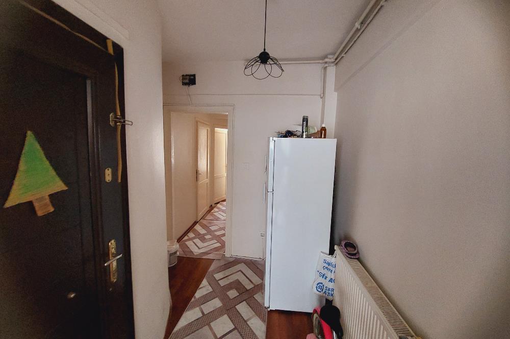 KADIKÖY MERKEZİ NOKTADA ARA KAT FIRSAT SATILIK DAİRE