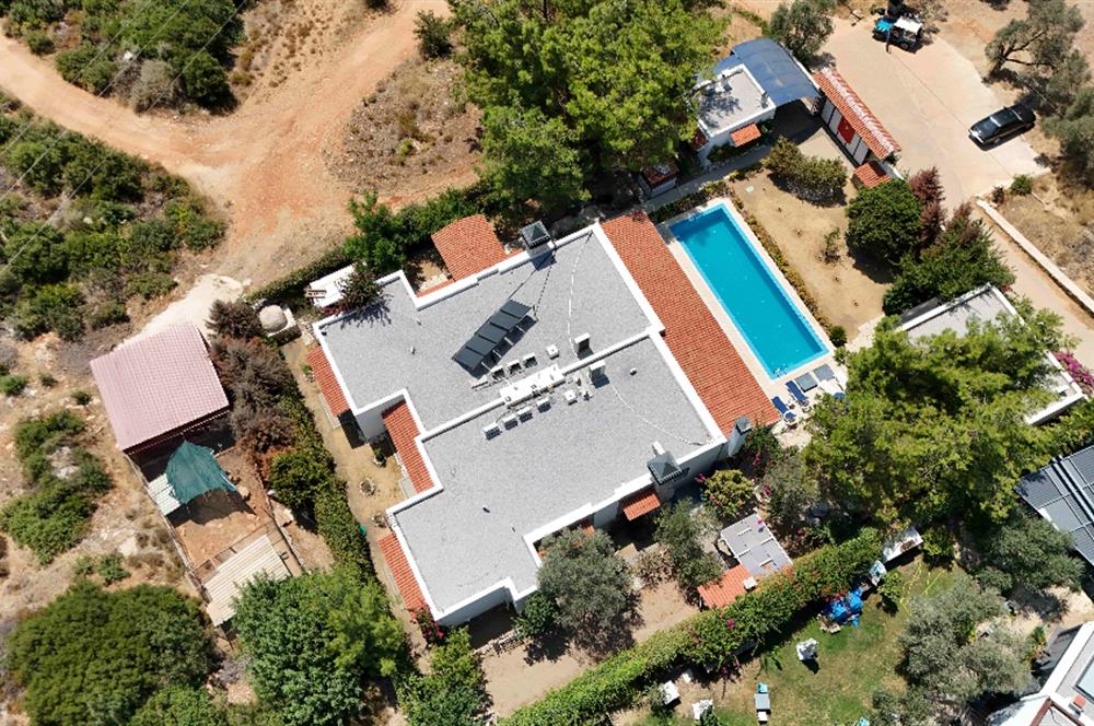 Bodrum Kızılağaç'ta Havuzlu Müstakil Net 860m2