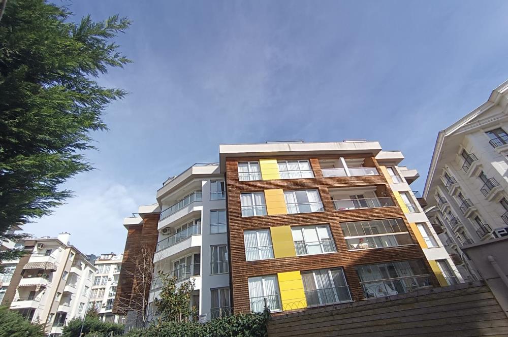 CENTURY 21 GERÇEK'TEN SİTE İÇİNDE MODERN TASARIMLI 3+1 ARAKAT