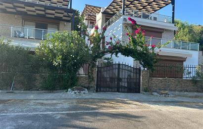 Bodrum Yalıkavak Küdür de Satılık Tribleks Villa