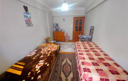 EYÜPSULTAN İSLAMBEY CADDESİ ÜZERİ BALKONLU SATILIK 2+1 DAİRE