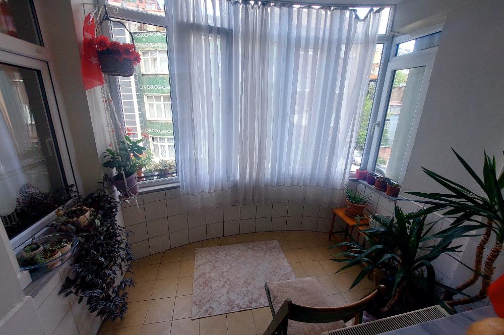 EYÜPSULTAN İSLAMBEY CADDESİ ÜZERİ BALKONLU SATILIK 2+1 DAİRE