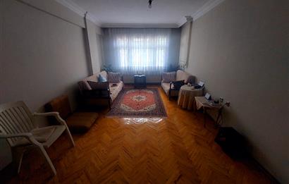 EYÜPSULTAN İSLAMBEY CADDESİ ÜZERİ BALKONLU SATILIK 2+1 DAİRE