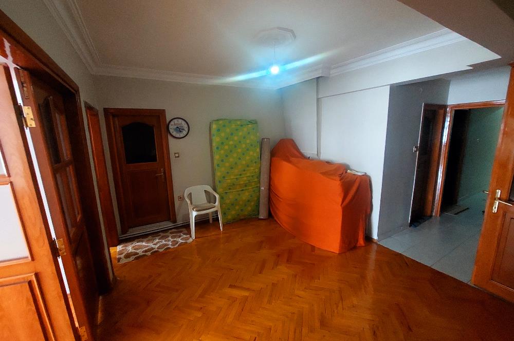 EYÜPSULTAN İSLAMBEY CADDESİ ÜZERİ BALKONLU SATILIK 2+1 DAİRE