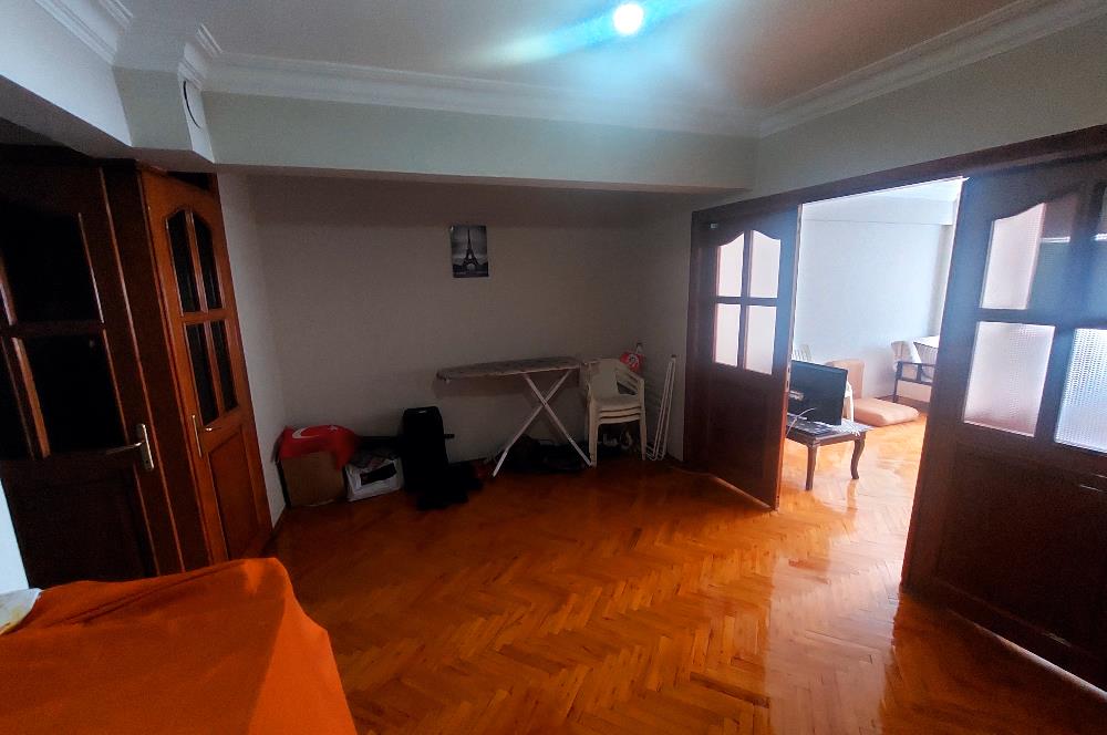 EYÜPSULTAN İSLAMBEY CADDESİ ÜZERİ BALKONLU SATILIK 2+1 DAİRE