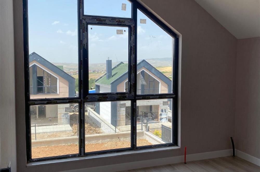 LOFT KORU DOĞA EVLERİNDE 3+1 ŞÖMİNELİ 24 SAAT GÜVENLİKLİ VİLLA