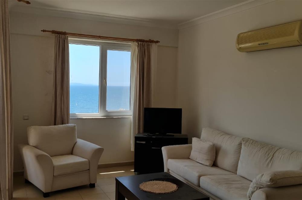 Güllük'te Seaside Sitesinde Muhteşem manzaralı Daire