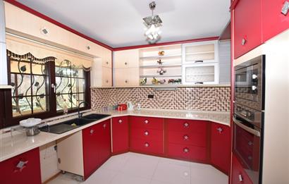  Zekeriyaköy Merkez'de Butik Sitede Kiralık Villa