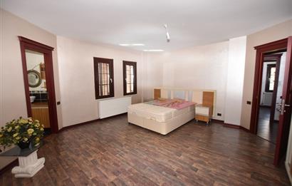  Zekeriyaköy Merkez'de Butik Sitede Kiralık Villa
