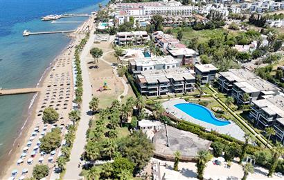 Beachfront Private Beach Complex Residance Upper Floor Apartment with Sea View in Bodrum