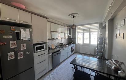 C21; LULEBURGAZ ISTIKLAL MAH. 3+1 APARTMENT FOR SALE