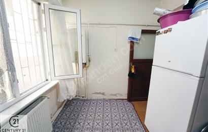 Muhteşem Lokasyon KapalıPazar Civarı Satılık 2+1 Daire