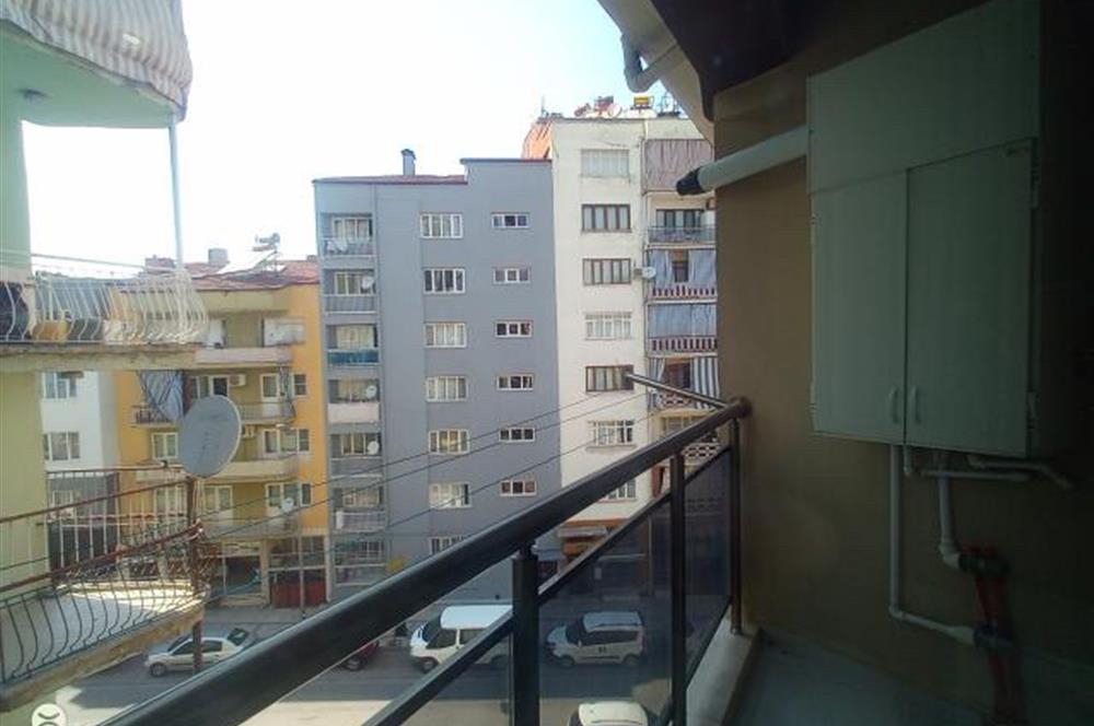 İstiklal'de 1+1 SATILIK Balkonlu Eşyalı Apart