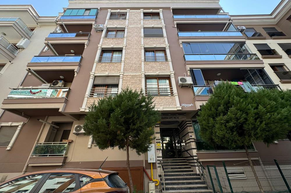 KARŞIYAKA'DA MERKEZİ KONUMDA AÇIK MUTFAK 1+1 SATILIK DAİRE