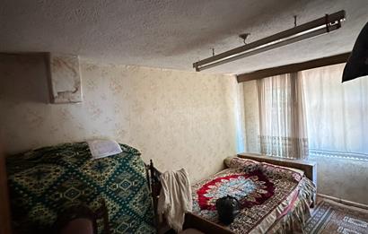 CENTURY21 TRUST: Balıkesir Manyas Kızıksa Mahallesinde 613m2 Köy Evi