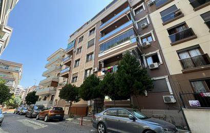 KARŞIYAKA'DA MERKEZİ KONUMDA AÇIK MUTFAK 1+1 SATILIK DAİRE