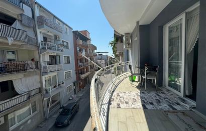 BORNOVA PINARBAŞI'NDA 3+1 ARAKAT SATILIK DAİRE 