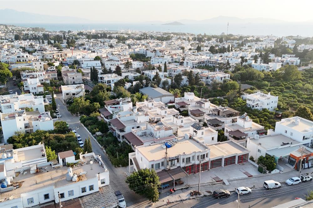 Turgutreis Sanayi'de 400 m2 Kapalı Alana Sahip Depolu Dükkan