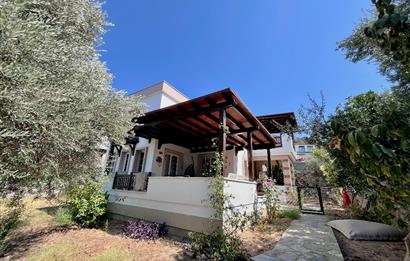 Yalıkavak Müstakil Geniş Bahçe İçerisinde Satılık Dubleks Villa 