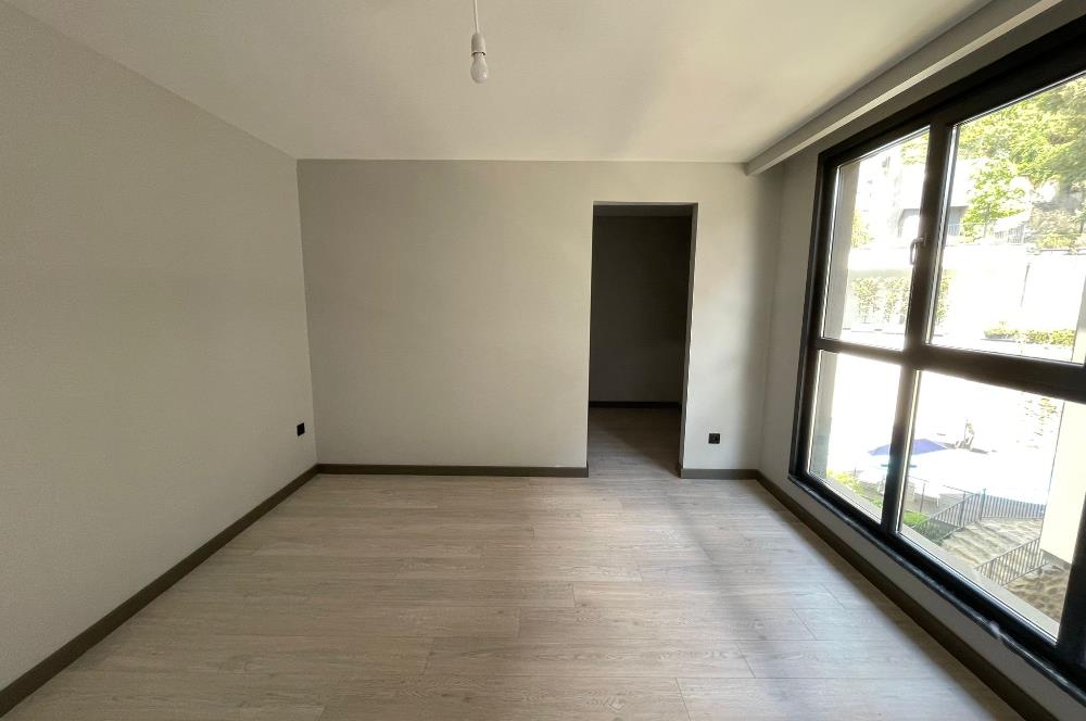 Çengelköy' de Proje İçerisinde 3+1 Balkonlu Satılık Sıfır Daire