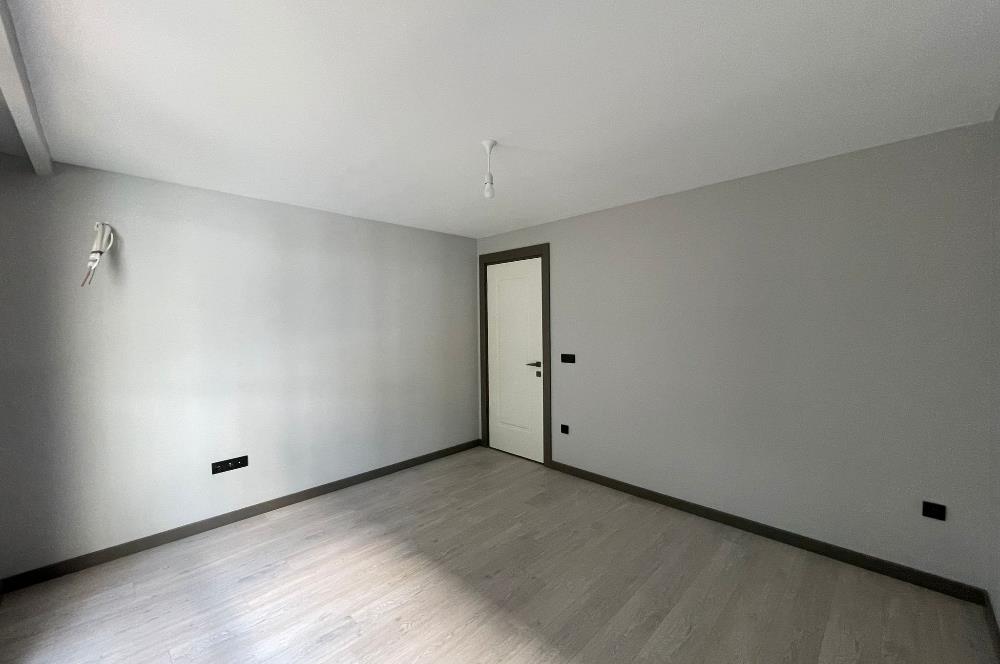 Çengelköy' de Proje İçerisinde 3+1 Balkonlu Satılık Sıfır Daire