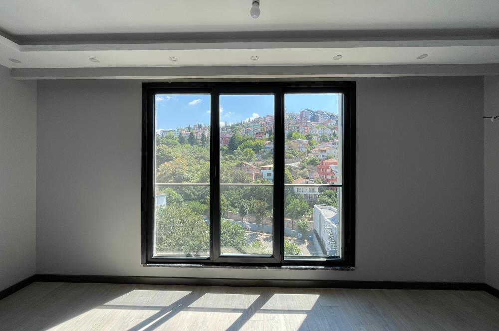 Çengelköy' de Proje İçerisinde 3+1 Balkonlu Satılık Sıfır Daire