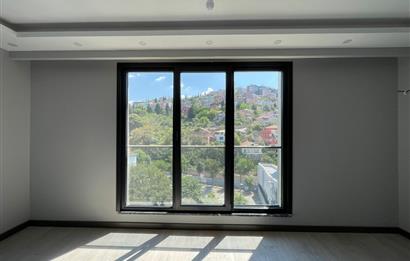 Çengelköy' de Proje İçerisinde 3+1 Balkonlu Satılık Sıfır Daire