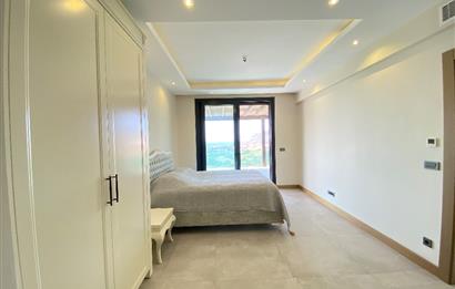 Gümüşlük'te 850 m2 Arsa İçerisinde 4+2 Satılık Villa